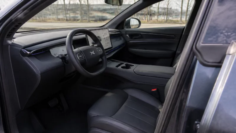 négocier une voiture chinoise — détail ou habitacle, photo officielle constructeur
