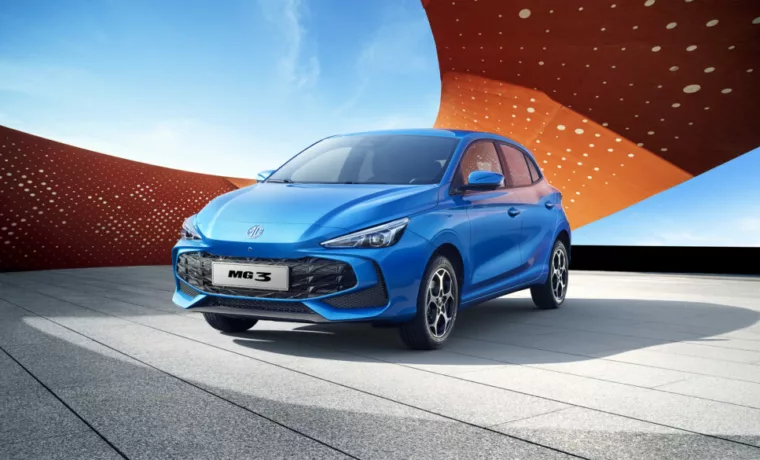 MG3 Hybrid+ 2026 bleue vue trois quarts avant