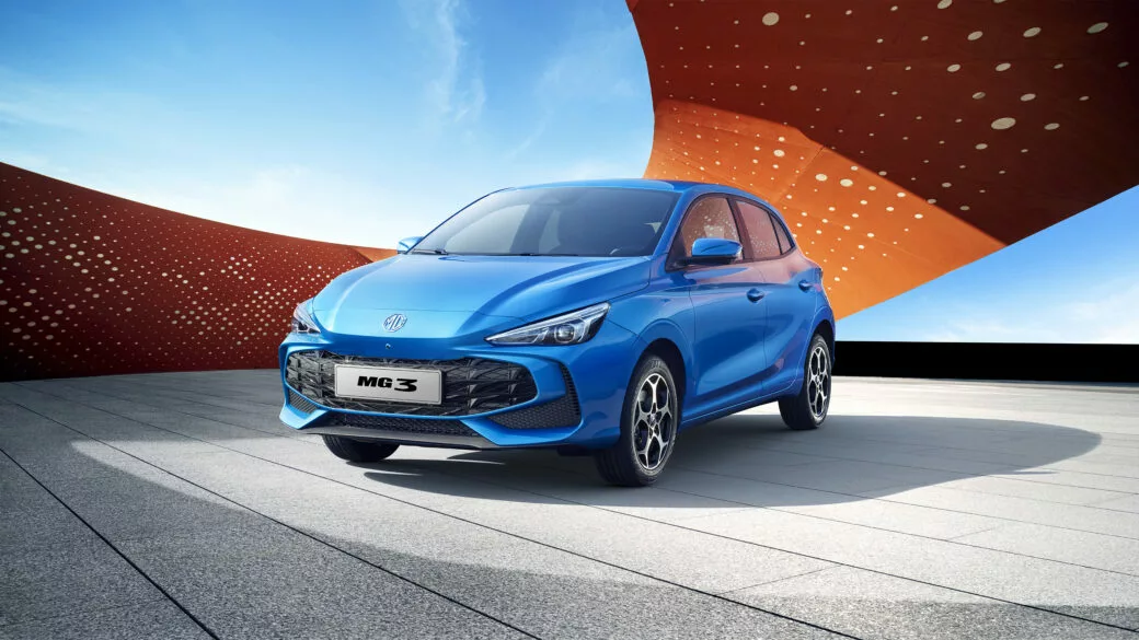 MG3 Hybrid+ 2026 bleue vue trois quarts avant
